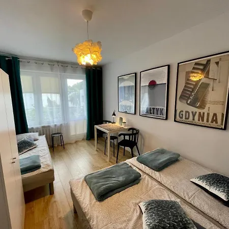 W Orlowie - Przy Plazy I Molo ホームステイ グディニャ